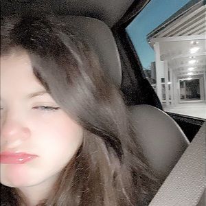 Meet your Posher, Faith